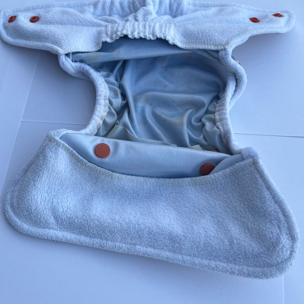 Neugeborenen-Überhose von AvoCado Füchse