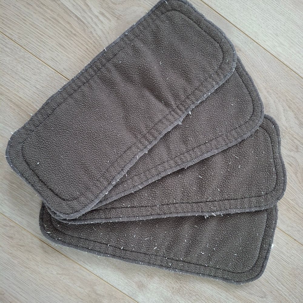 4 Blümchen Bambuskohle Saugeinlagen Größe L 33x13 cm
