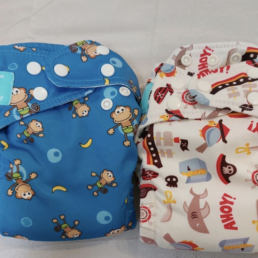 2 Pocketwindeln Onesize von Charlie Banana mit Saugeinlagen