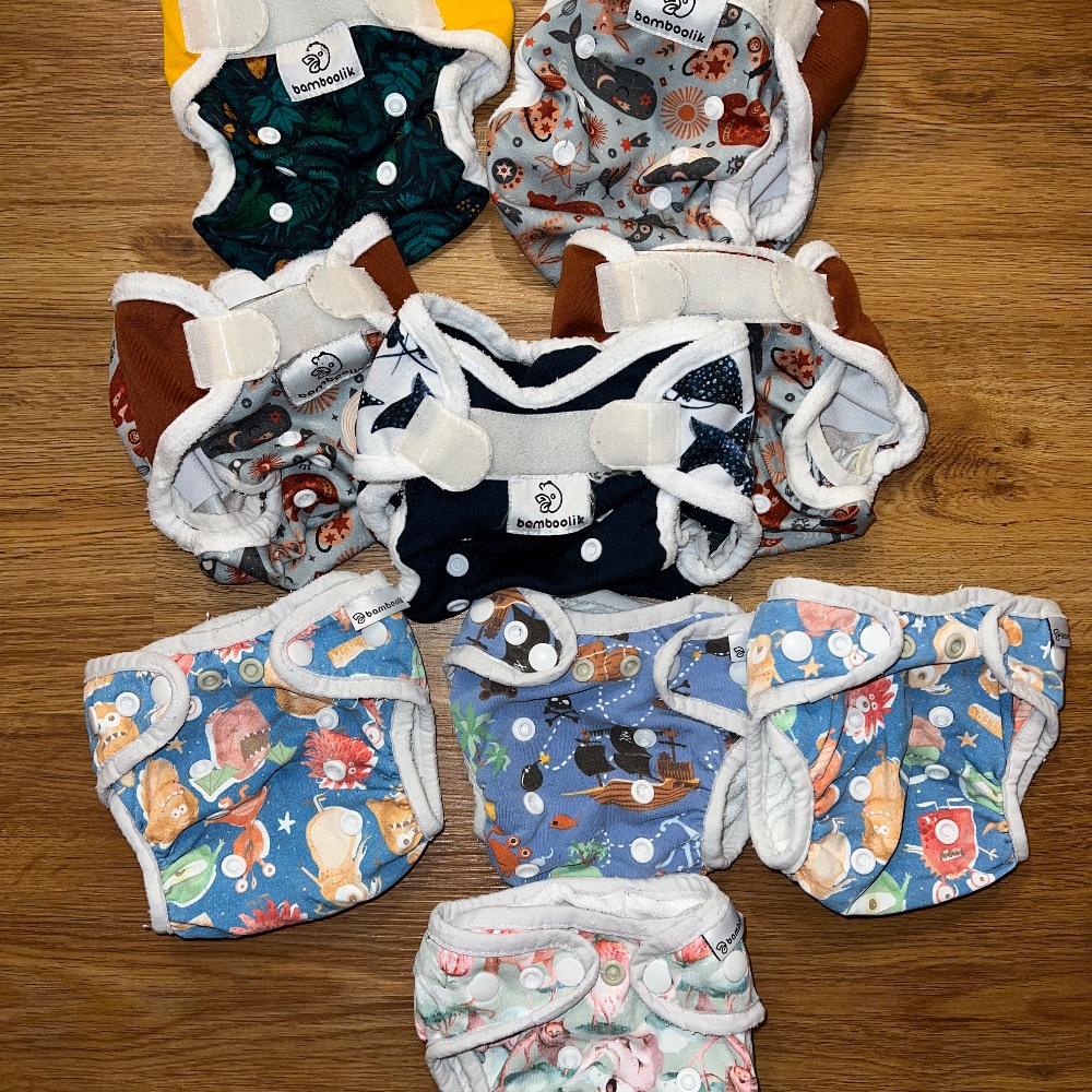 Bamboolik Stoffwindel Set für Neugeborene vier Höschenwindeln, fünf Überhosen, ideal für zarte Babys
