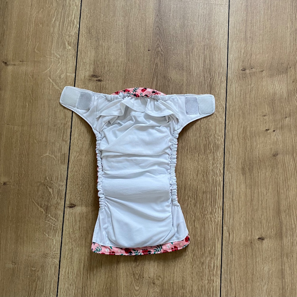 Set aus 2 All-In-One Stoffwindeln von Bambino Mio, Weiß und rosa mit Marienkäfern