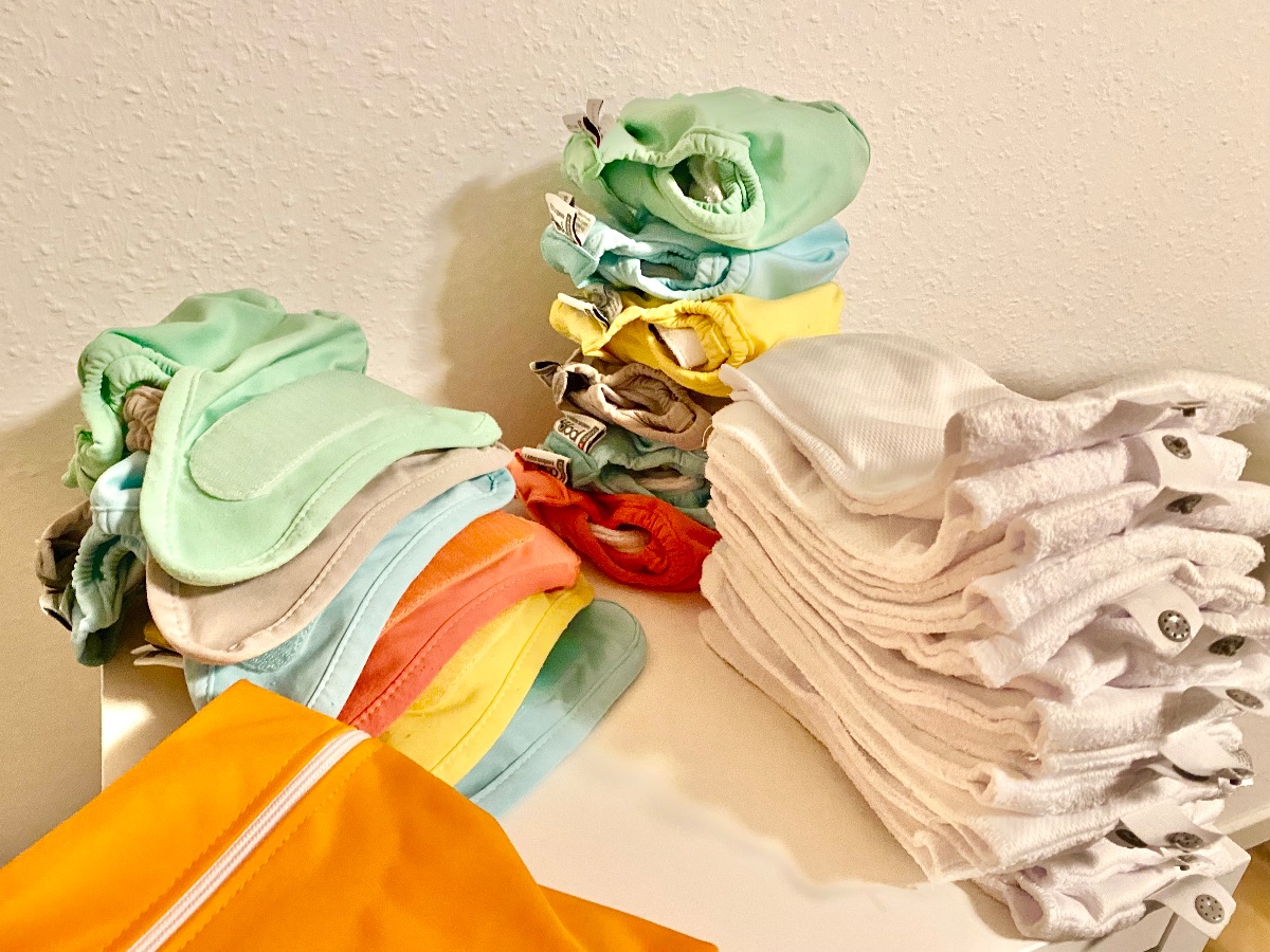Pop In Stoffwindeln 12 Außenhüllen, 20 Saugkerne, 1 Dry-Bag