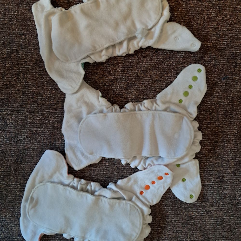 2x Höschenwindeln mit Einlage 4-15 kg