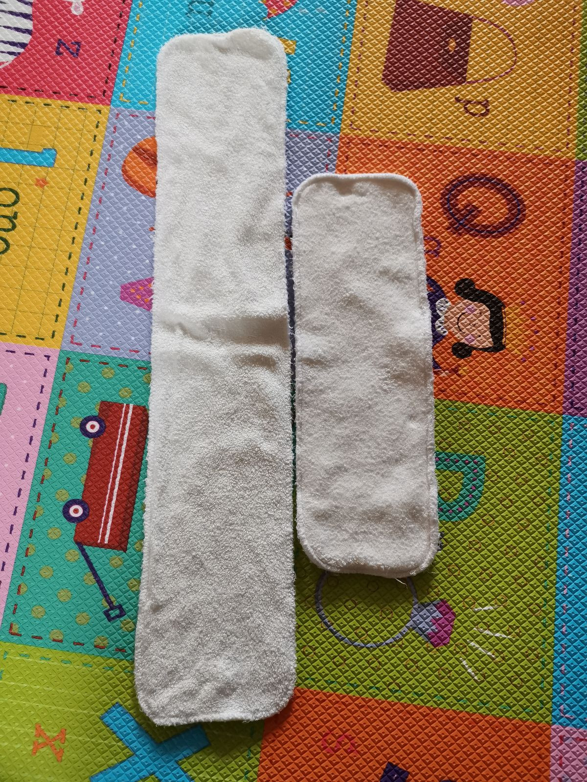 Höschenwindeln und Überhose sowie Schlupfhose