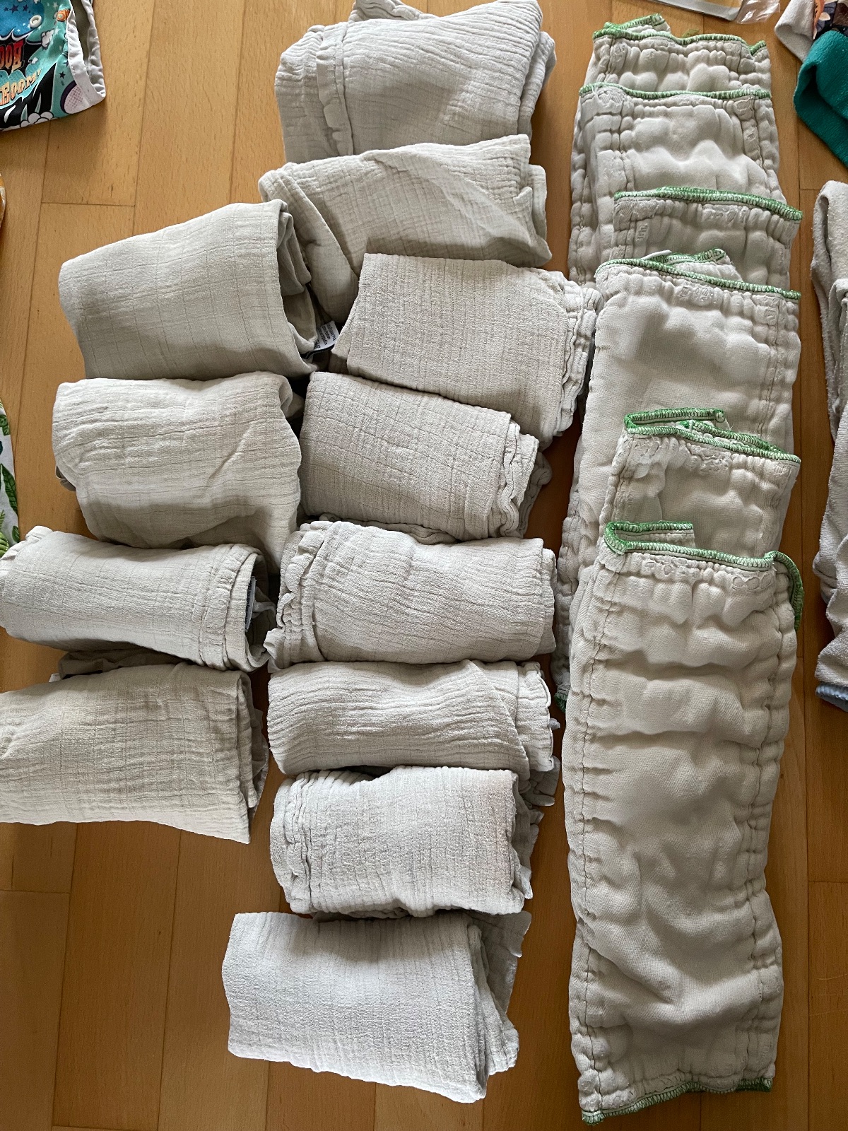 Stoffwindelpaket mit verschiedenen Systemen - Zustand neu bis akzeptabel