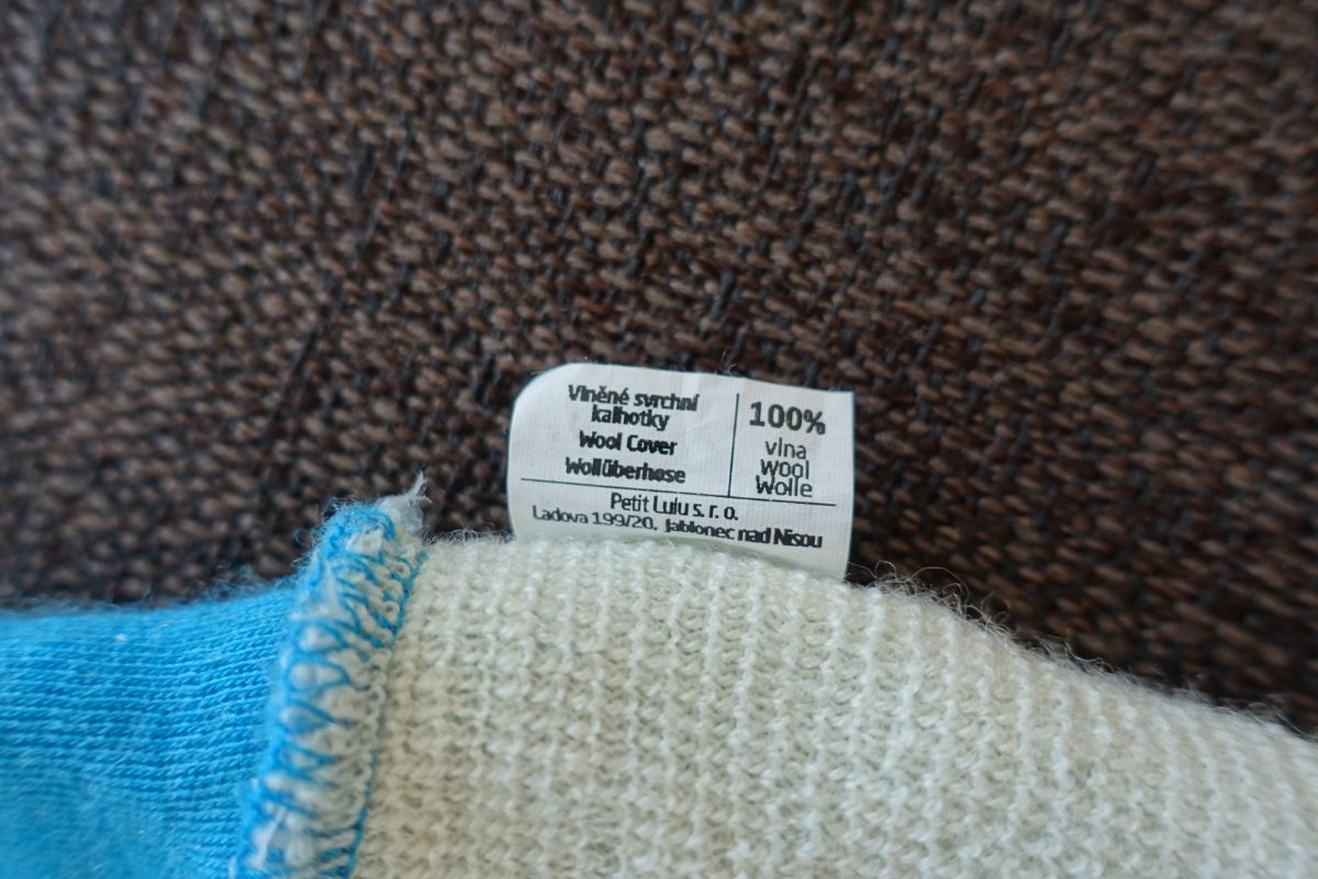 Wollüberhose von Petit Lulu in der Größe M