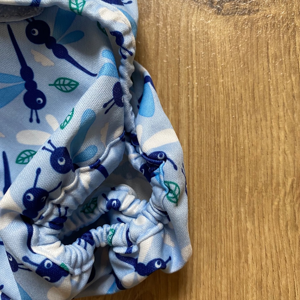 Set aus 24 Einlagen und 4 PUL-Überhosen von Bambino Mio, Größe 2 ab 9 kg bzw. 6 Monate