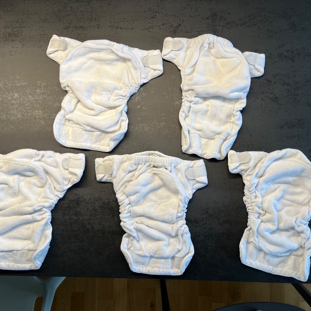 Blümchen Höschenwindeln Newborn inkl. Disana Wolldchlupf
