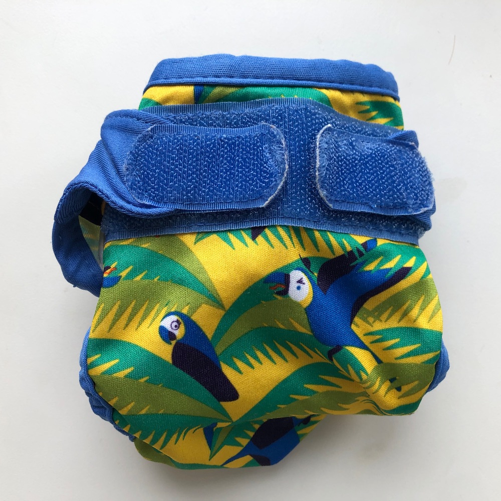 Newborn Stoffwindelpaket von Pop In, 4 Überhosen, 13 Einlagen