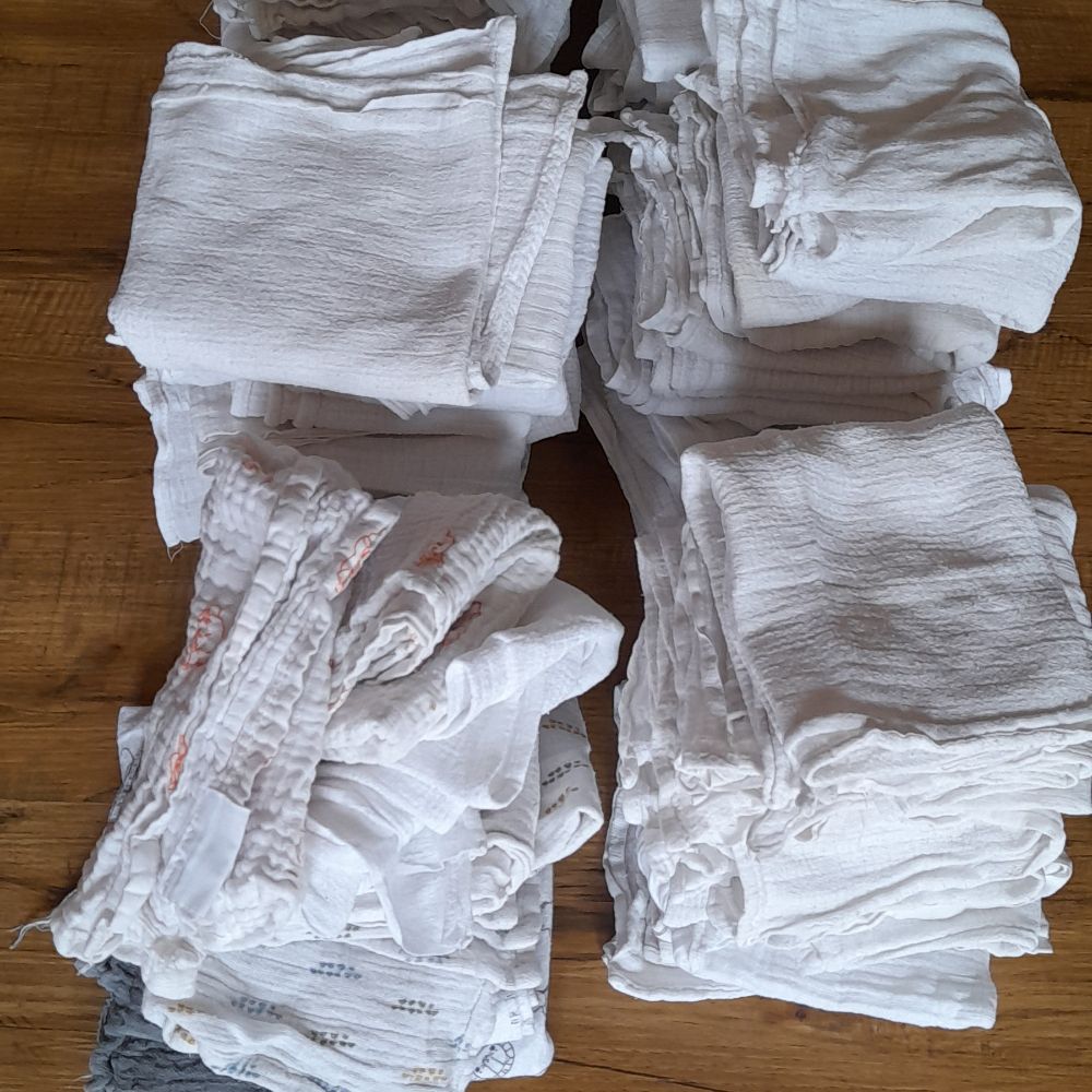 Umfangreiches Stoffwindelpaket verschiedener Marken